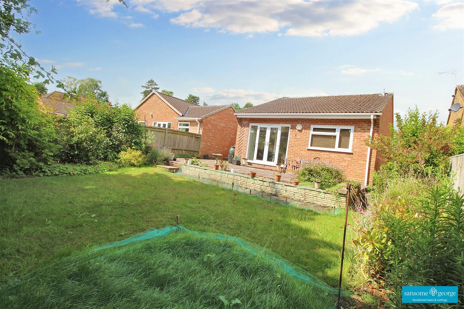 Hawthornes, Tilehurst